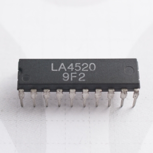 LA4520 Підсилювач низької частоти