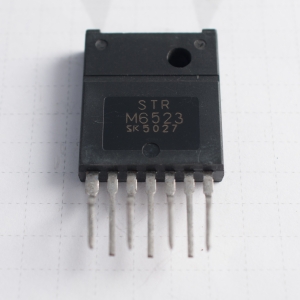 STRM6523 ШИМ-контролер