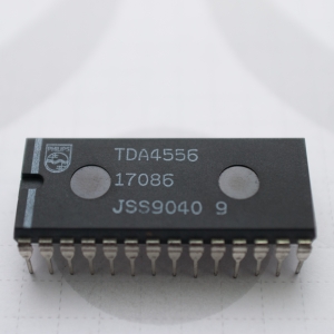 TDA4556 Мультистандартний декодер ТБ